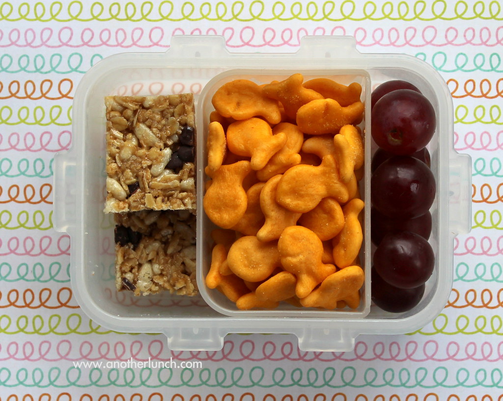 Bowl de granola con frutas frescas